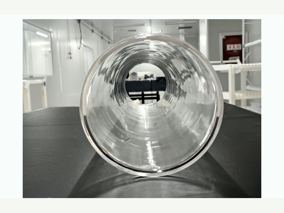 Representative WONIK quartz process tube — side view